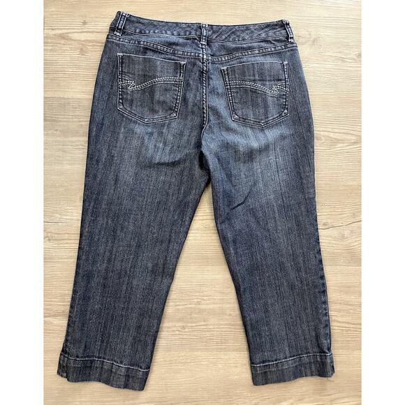 The Limited Denim 312 Jean Capris Women’s Size 8 - Picture 5 of 8